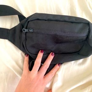 Girlfriend Collective Please Recycle Fanny Pack